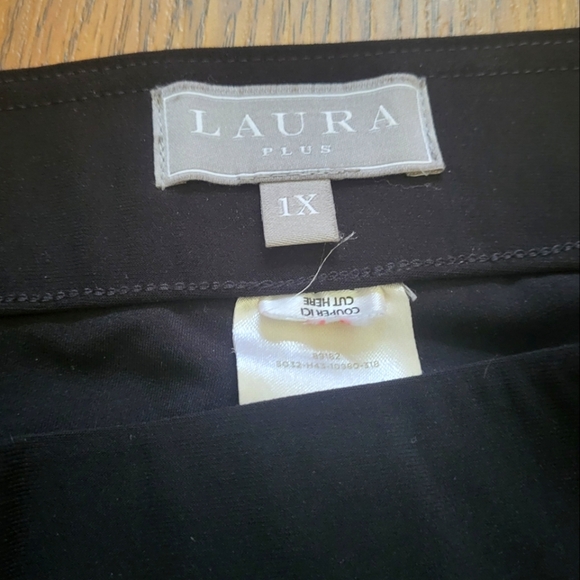Laura Plus 1x Stretch Leggings – Size Large (32” Waist) – Comfy & Flexible Fit - Picture 6 of 9